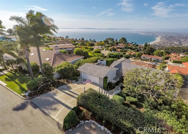 2305 Via Acalones, Palos Verdes Estates, California 90274, 3 Bedrooms Bedrooms, ,2 BathroomsBathrooms,Residential,Sold,Via Acalones,SB19041720