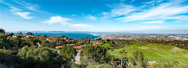 6061 Woodfern Drive, Rancho Palos Verdes, California 90275, 6 Bedrooms Bedrooms, ,4 BathroomsBathrooms,Residential,Sold,Woodfern,SB19042575