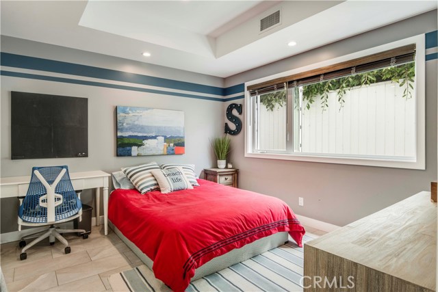 1074 7th Street, Hermosa Beach, California 90254, 4 Bedrooms Bedrooms, ,3 BathroomsBathrooms,Residential,Sold,7th,SB19068500