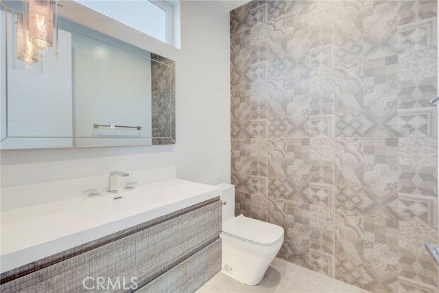 2104 Voorhees Avenue, Redondo Beach, California 90278, 4 Bedrooms Bedrooms, ,3 BathroomsBathrooms,Residential,Sold,Voorhees,PV19109969