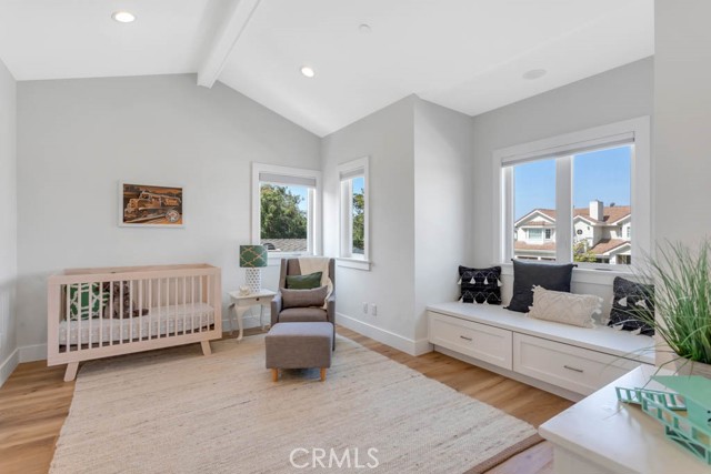 1307 Gertruda Avenue, Redondo Beach, California 90277, 5 Bedrooms Bedrooms, ,1 BathroomBathrooms,Residential,Sold,Gertruda,SB21076858