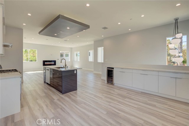2203 Perkins Lane, Redondo Beach, California 90278, 3 Bedrooms Bedrooms, ,2 BathroomsBathrooms,Residential,Sold,Perkins,PV19112271