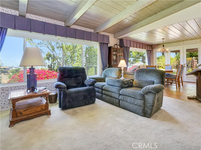 34 Deerhill Drive, Rolling Hills Estates, California 90274, 3 Bedrooms Bedrooms, ,3 BathroomsBathrooms,Residential,Sold,Deerhill,PV21123888