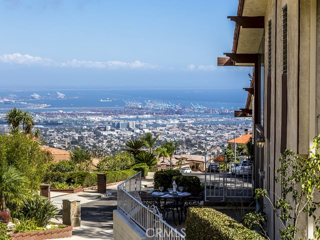 30048 Knoll View Drive, Rancho Palos Verdes, California 90275, 3 Bedrooms Bedrooms, ,2 BathroomsBathrooms,Residential,Sold,Knoll View,PV19091572