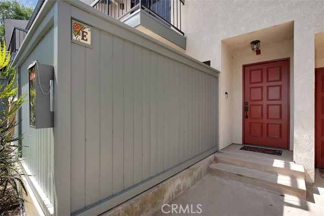 2016 Mathews Avenue, Redondo Beach, California 90278, 2 Bedrooms Bedrooms, ,3 BathroomsBathrooms,Residential,Sold,Mathews,SW19218319
