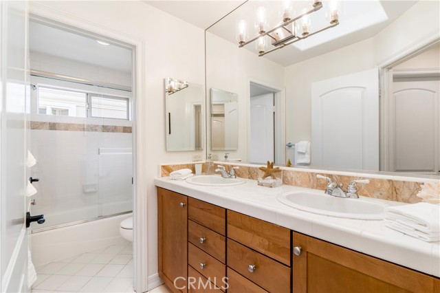 2205 Bataan Road, Redondo Beach, California 90278, 4 Bedrooms Bedrooms, ,2 BathroomsBathrooms,Residential,Sold,Bataan,SB21028116