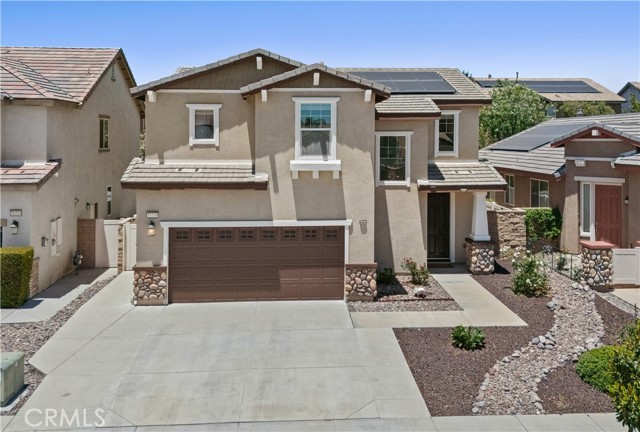 feature listing property photo