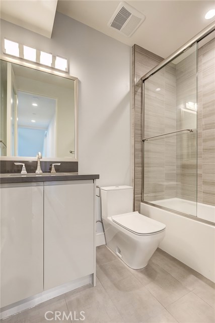 1807 Green Lane, Redondo Beach, California 90278, 5 Bedrooms Bedrooms, ,5 BathroomsBathrooms,Residential,Sold,Green,PV19214279