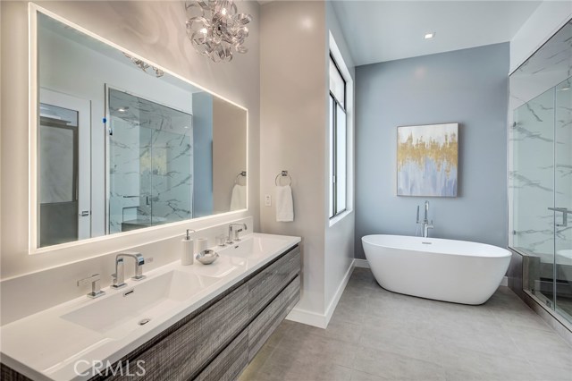 1909 Huntington Lane, Redondo Beach, California 90278, 4 Bedrooms Bedrooms, ,3 BathroomsBathrooms,Residential,Sold,Huntington,PV18234463