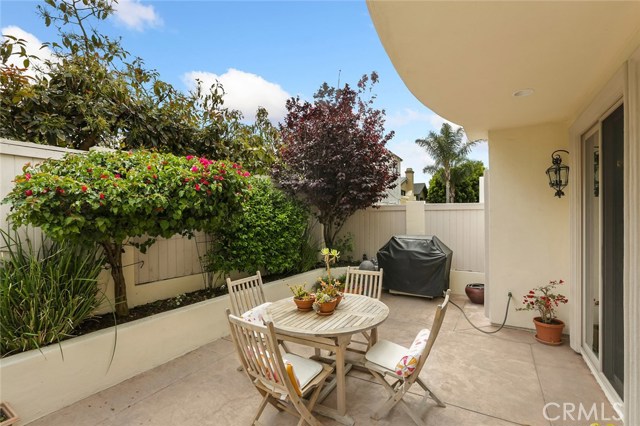 1738 Carlson Lane, Redondo Beach, California 90278, 4 Bedrooms Bedrooms, ,2 BathroomsBathrooms,Residential,Sold,Carlson,SB19118204