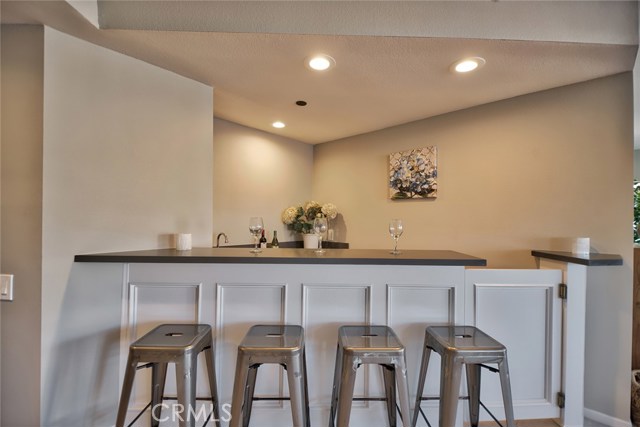 512 Esplanade, Redondo Beach, California 90277, 2 Bedrooms Bedrooms, ,2 BathroomsBathrooms,Residential,Sold,Esplanade,IN17223458