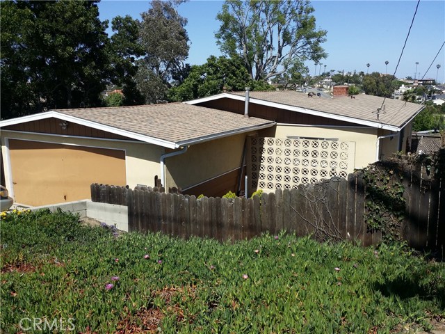 704 Blossom Lane, Redondo Beach, California 90278, 3 Bedrooms Bedrooms, ,2 BathroomsBathrooms,Residential,Sold,Blossom,SB17106721