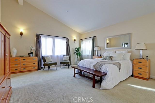 108 Helberta Avenue, Redondo Beach, California 90277, 3 Bedrooms Bedrooms, ,3 BathroomsBathrooms,Residential,Sold,Helberta,SB18053700