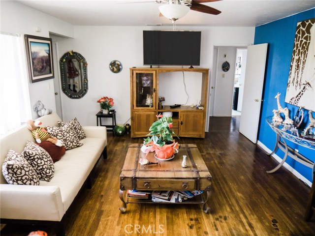 45533 Date, Lancaster, CA, 93534 45533 Date