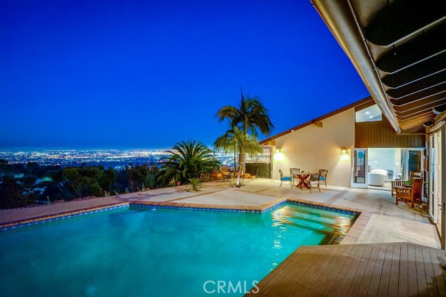 3023 Crownview Drive, Rancho Palos Verdes, California 90275, 4 Bedrooms Bedrooms, ,3 BathroomsBathrooms,Residential,Sold,Crownview,PW18148157