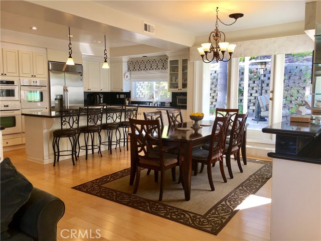 30 Via Malona, Rancho Palos Verdes, California 90275, 5 Bedrooms Bedrooms, ,4 BathroomsBathrooms,Residential,Sold,Via Malona,RS17101770