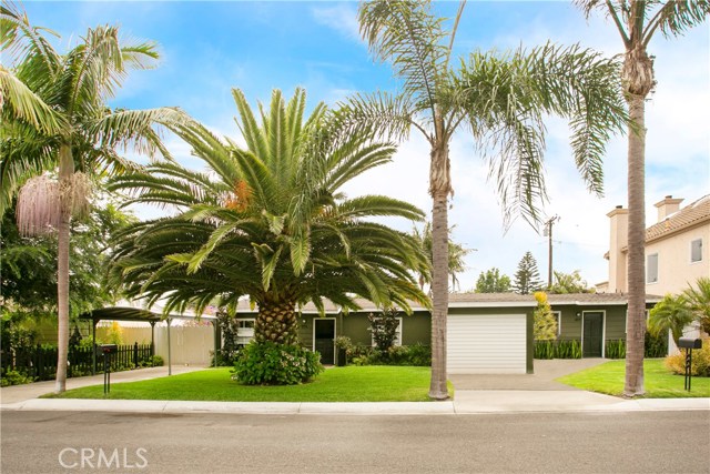 Photo of 379 La Perle Place, Costa Mesa, CA 92627