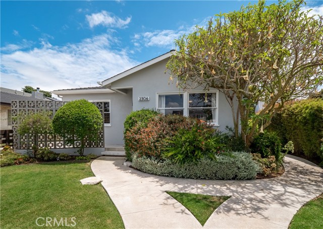 2306 Graham Avenue, Redondo Beach, California 90278, 2 Bedrooms Bedrooms, ,2 BathroomsBathrooms,Residential,Sold,Graham,PW20085623