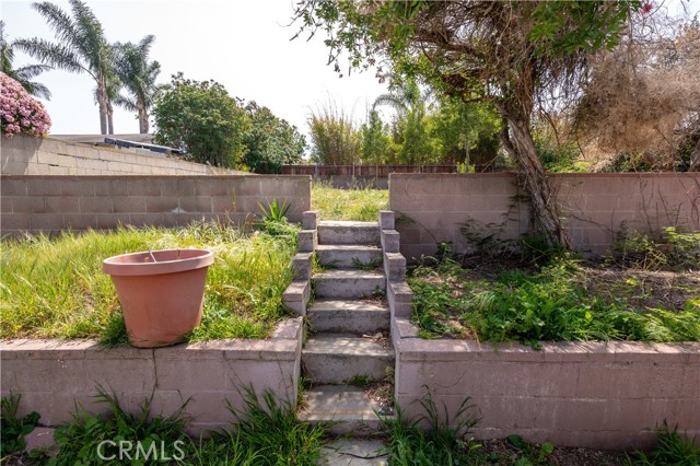 2302 Ives Lane, Redondo Beach, California 90278, 2 Bedrooms Bedrooms, ,1 BathroomBathrooms,Residential,Sold,Ives Lane,SB21080120