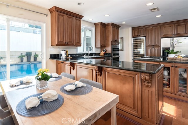 1156 9th Street, Hermosa Beach, California 90254, 3 Bedrooms Bedrooms, ,1 BathroomBathrooms,Residential,Sold,9th,SB20005266