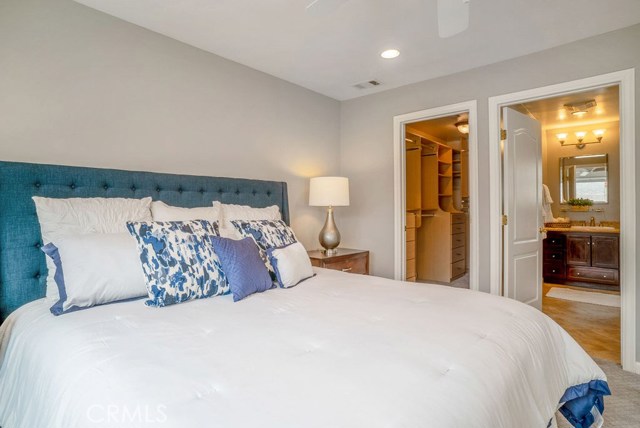 1902 Spreckels Lane, Redondo Beach, California 90278, 3 Bedrooms Bedrooms, ,2 BathroomsBathrooms,Residential,Sold,Spreckels,SB19180441