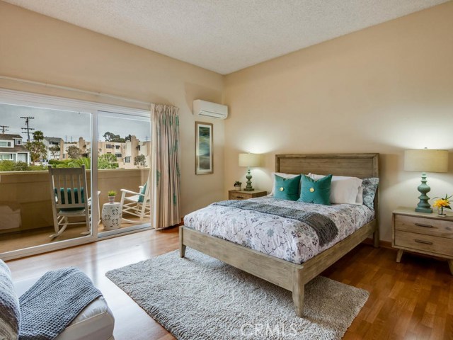 209 Valley Drive, Hermosa Beach, California 90254, 2 Bedrooms Bedrooms, ,2 BathroomsBathrooms,Residential,Sold,Valley,SB19112265