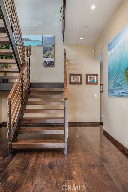 310 Hollowell Avenue, Hermosa Beach, California 90254, 4 Bedrooms Bedrooms, ,4 BathroomsBathrooms,Residential,Sold,Hollowell,SB20035338