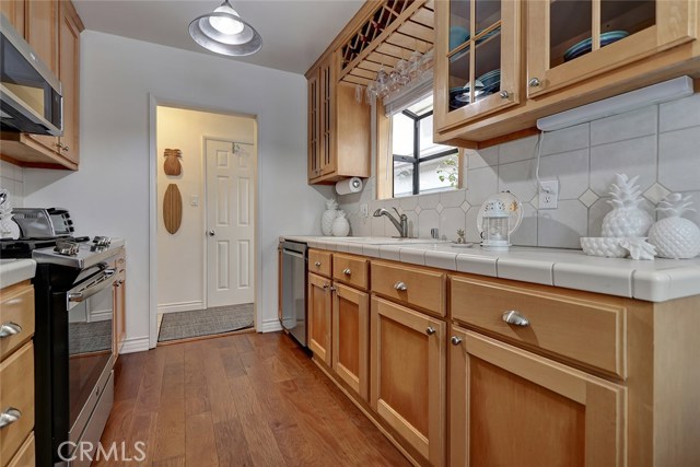 1621 Spreckels Lane, Redondo Beach, California 90278, 3 Bedrooms Bedrooms, ,1 BathroomBathrooms,Residential,Sold,Spreckels,SB19151892