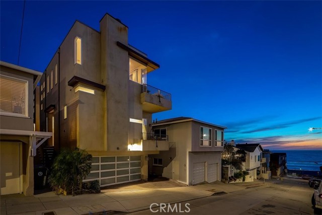 200 38th Street, Manhattan Beach, California 90266, 3 Bedrooms Bedrooms, ,4 BathroomsBathrooms,Residential,Sold,38th,PW21027936