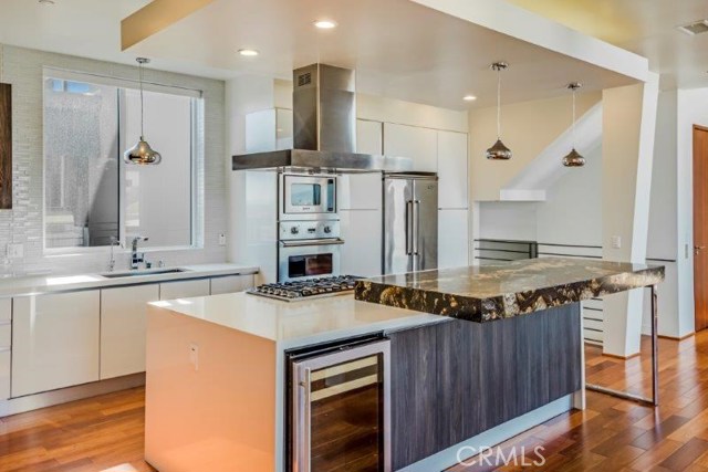 1014 Garnet Street, Redondo Beach, California 90277, 4 Bedrooms Bedrooms, ,3 BathroomsBathrooms,Residential,Sold,Garnet,OC17261734