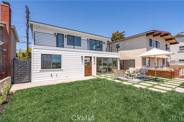 821 Anita Street, Redondo Beach, California 90278, 4 Bedrooms Bedrooms, ,1 BathroomBathrooms,Residential,Sold,Anita,SB20077059