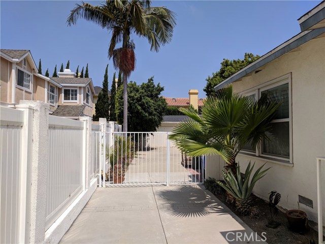 2005 Curtis Avenue, Redondo Beach, California 90278, 4 Bedrooms Bedrooms, ,2 BathroomsBathrooms,Residential,Sold,Curtis,SB18203004