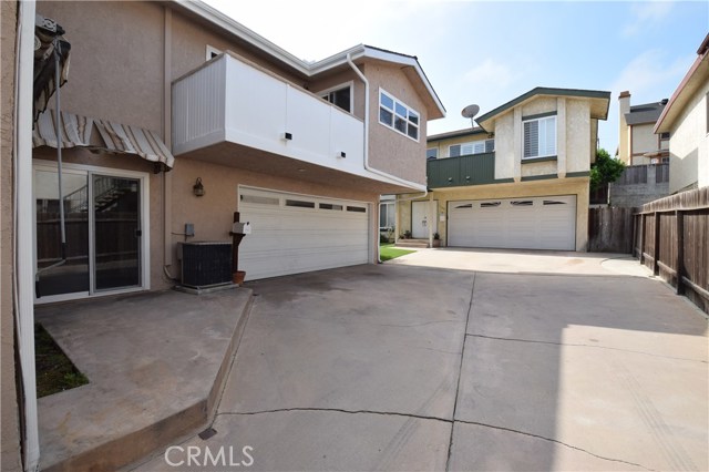 1716 Harriman Lane, Redondo Beach, California 90278, 4 Bedrooms Bedrooms, ,3 BathroomsBathrooms,Residential,Sold,Harriman,SB17084847