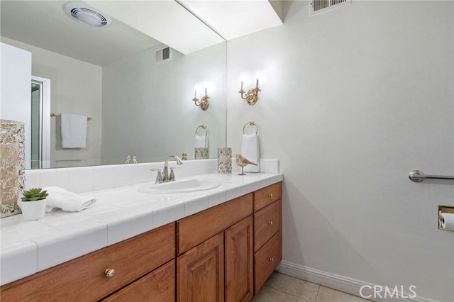 12 Latigo Lane, Rolling Hills Estates, California 90274, 4 Bedrooms Bedrooms, ,3 BathroomsBathrooms,Residential,Sold,Latigo,SB20204077