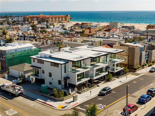 222 2nd Street, Hermosa Beach, California 90254, 4 Bedrooms Bedrooms, ,2 BathroomsBathrooms,Residential,Sold,2nd Street,SB19174439