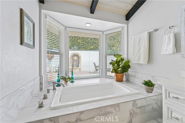 50 Rockinghorse Road, Rancho Palos Verdes, California 90275, 4 Bedrooms Bedrooms, ,2 BathroomsBathrooms,Residential,Sold,Rockinghorse,SB20164605