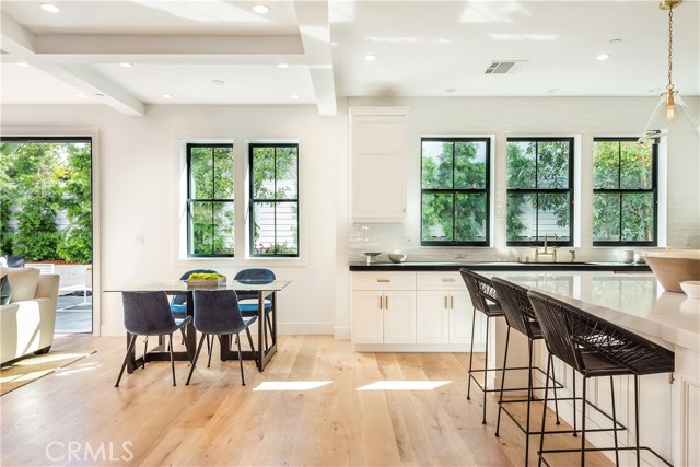 856 14th Street, Manhattan Beach, California 90266, 5 Bedrooms Bedrooms, ,5 BathroomsBathrooms,Residential,Sold,14th,SB18245508