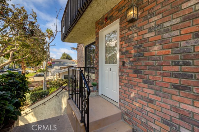 240 Broadway, Redondo Beach, California 90277, 3 Bedrooms Bedrooms, ,1 BathroomBathrooms,Residential,Sold,Broadway,SB21183220