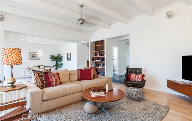 2417 Oak Avenue, Manhattan Beach, California 90266, 3 Bedrooms Bedrooms, ,2 BathroomsBathrooms,Residential,Sold,Oak,SB18175025