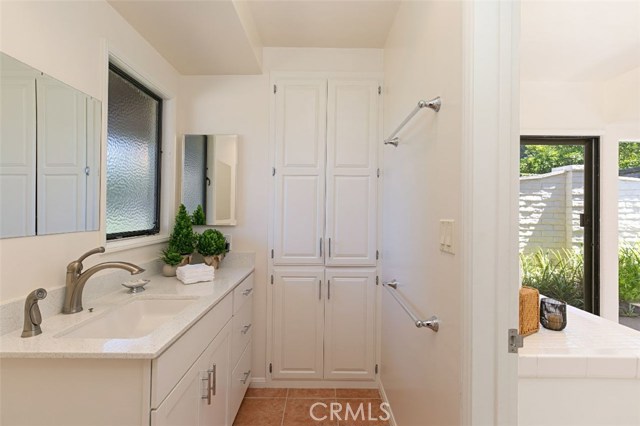 1132 Via Mirabel, Palos Verdes Estates, California 90274, 6 Bedrooms Bedrooms, ,4 BathroomsBathrooms,Residential,Sold,Via Mirabel,PV19192852