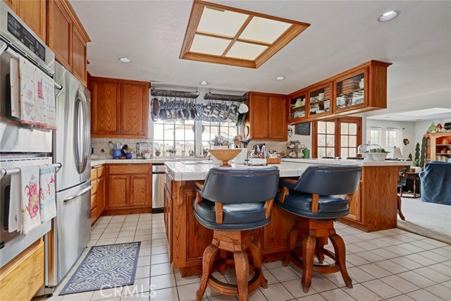 kitchen with views of backyard