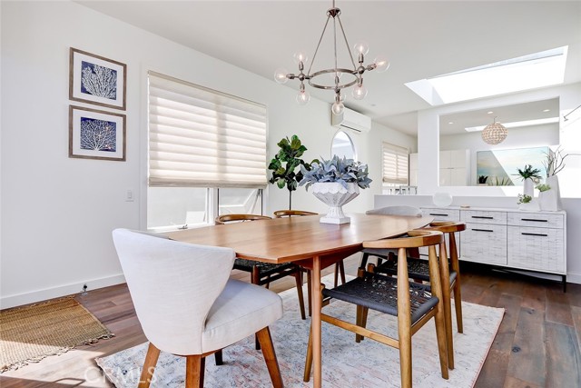 417 20th Place, Manhattan Beach, California 90266, 3 Bedrooms Bedrooms, ,2 BathroomsBathrooms,Residential,Sold,20th,SB21058820