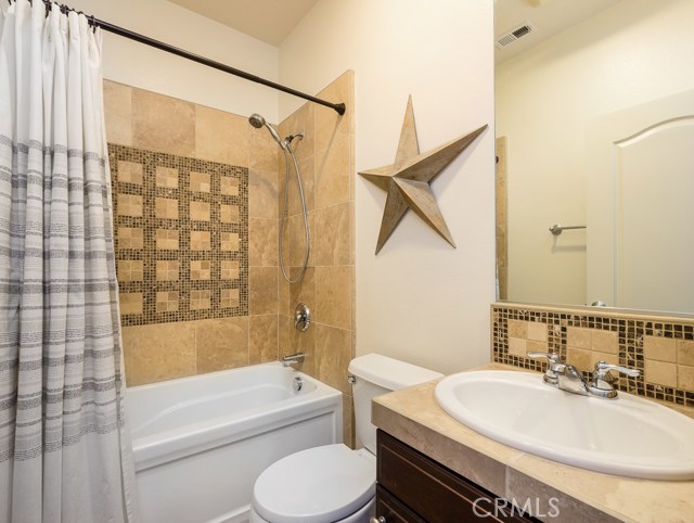 2 Bed Home for Sale in Hawthorne, California