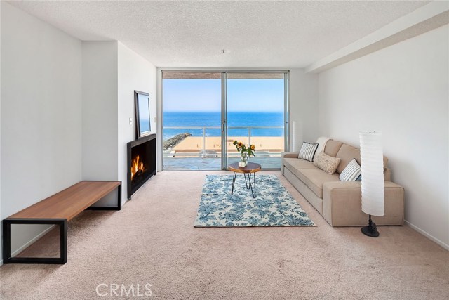 615 Esplanade, Redondo Beach, California 90277, 1 Bedroom Bedrooms, ,1 BathroomBathrooms,Residential,Sold,Esplanade,PV17101185