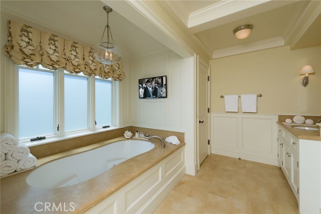 3420 The Strand, Manhattan Beach, California 90266, 5 Bedrooms Bedrooms, ,5 BathroomsBathrooms,Residential,Sold,The Strand,SB17096737