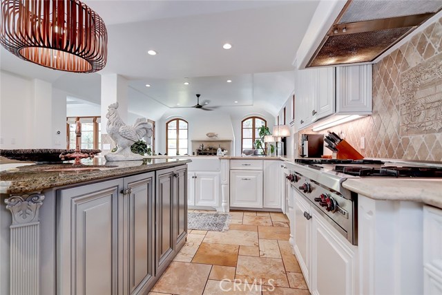 2615 Laurel Avenue, Manhattan Beach, California 90266, 5 Bedrooms Bedrooms, ,3 BathroomsBathrooms,Residential,Sold,Laurel,SB20122335