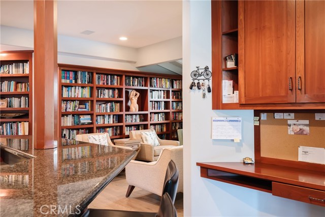 569 31st Street, Manhattan Beach, California 90266, 5 Bedrooms Bedrooms, ,3 BathroomsBathrooms,Residential,Sold,31st,SB20164744