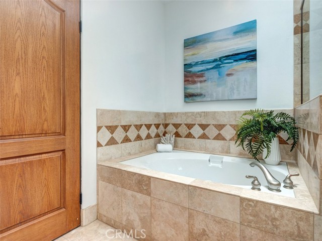 2604 Carnegie Lane, Redondo Beach, California 90278, 3 Bedrooms Bedrooms, ,2 BathroomsBathrooms,Residential,Sold,Carnegie,SB19239735