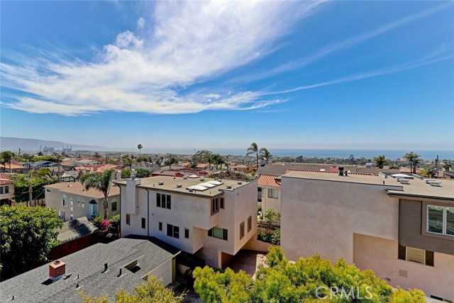 1633 Prospect Avenue, Hermosa Beach, California 90254, 3 Bedrooms Bedrooms, ,3 BathroomsBathrooms,Residential,Sold,Prospect,SB17104891