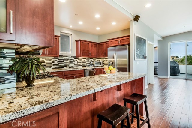 313 Anita Street, Redondo Beach, California 90278, 4 Bedrooms Bedrooms, ,3 BathroomsBathrooms,Residential,Sold,Anita,SB17165382